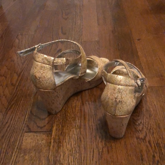 END OF YEAR SALE! | Alfani Jersey Sand Wedges - Picture 3 of 8